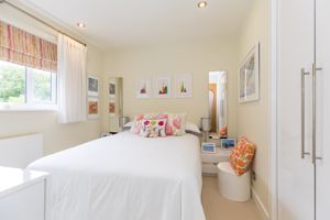Bed- click for photo gallery